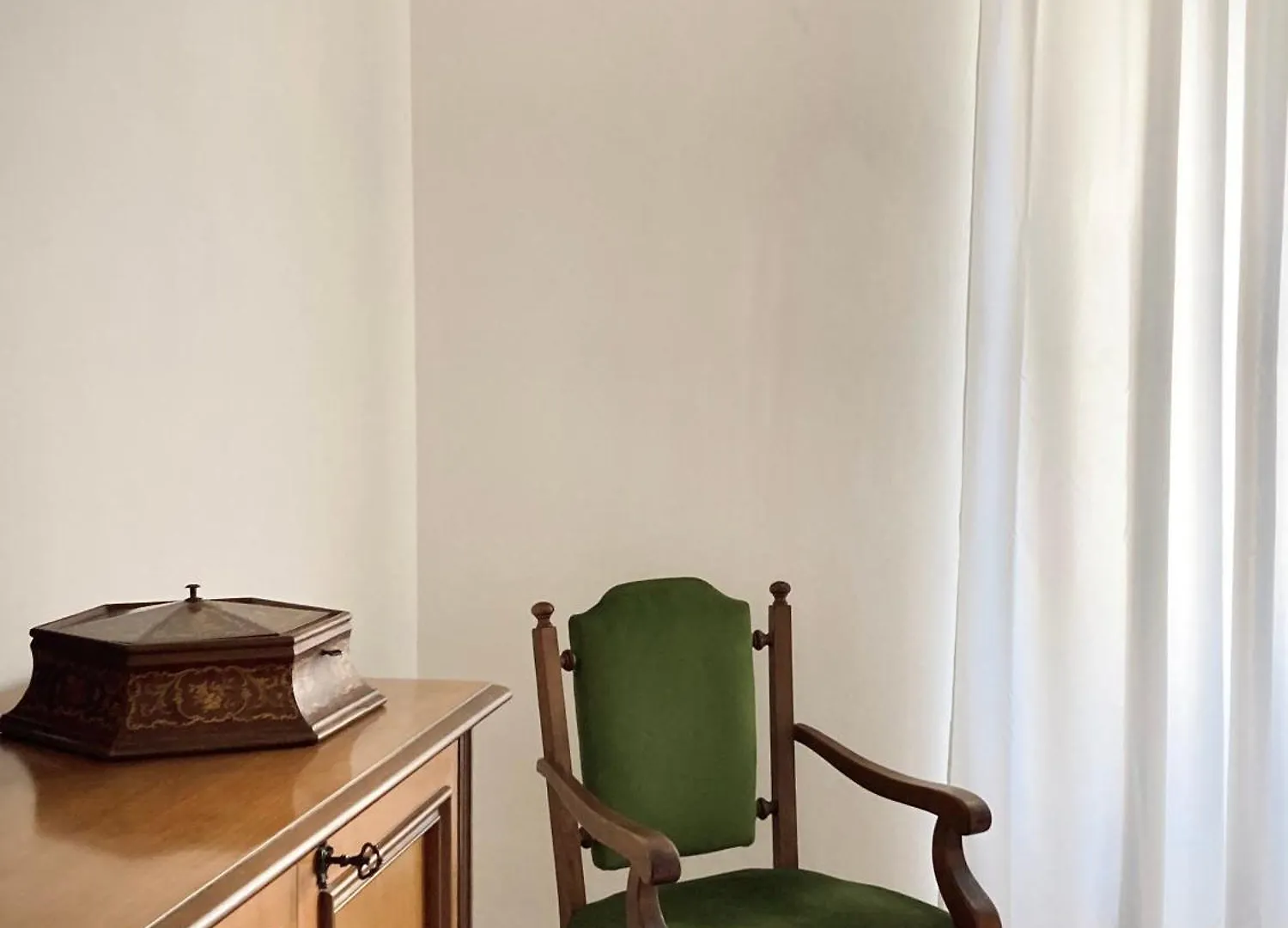 Catania Historical Artist Flat Apartment 0*,  Italy